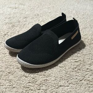 Tommy bahama women’s casual slip on sneakers